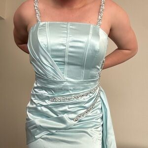 Gorgeous light blue gown, size 4 with a corset back